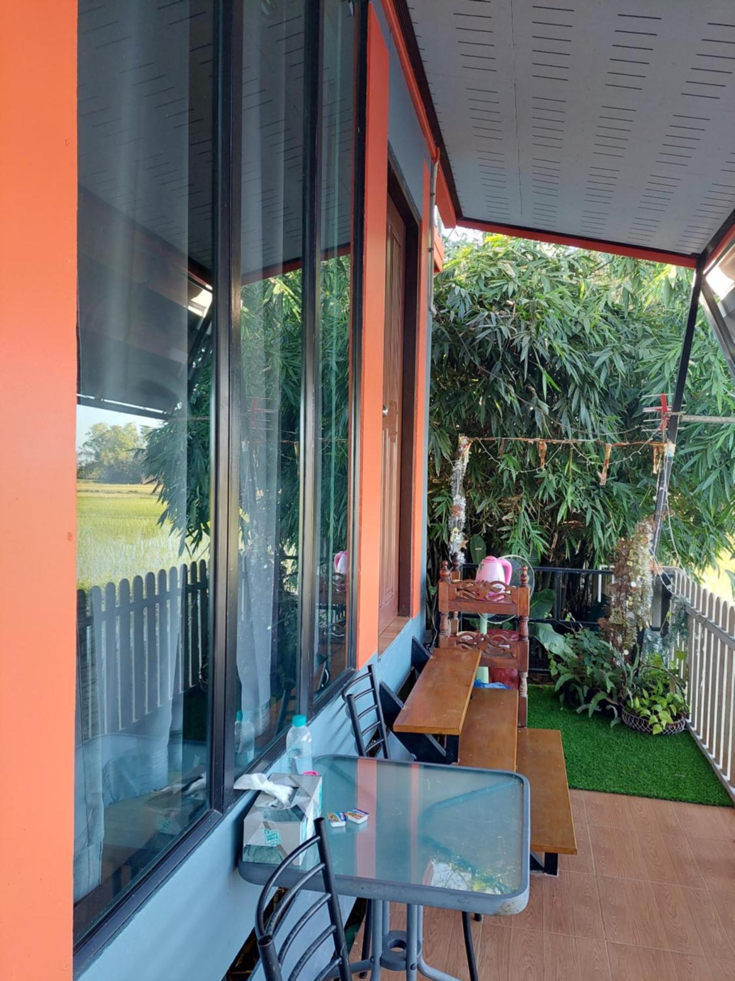Villa ต้งโฮมหละปูน Lamphun Habitación foto